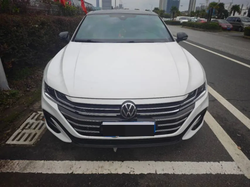 Volkswagen 2021 CC 2.0TSI 380TSI eye-catching edition 30th anniversary edition automatic gear 2