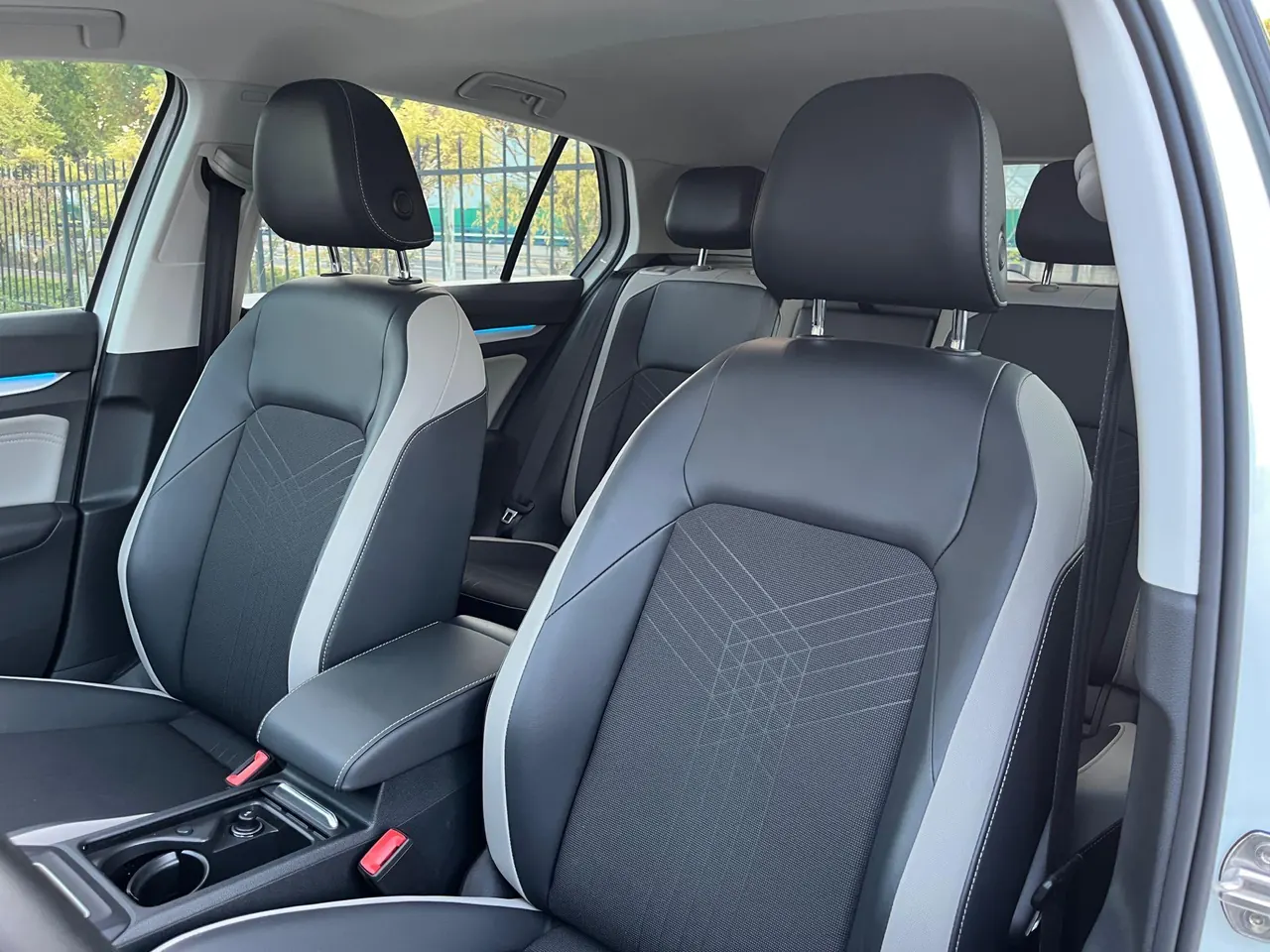 Volkswagen 2021 Golf 8 PRO 1.4TSI 280TSI First Edition Automatic 8