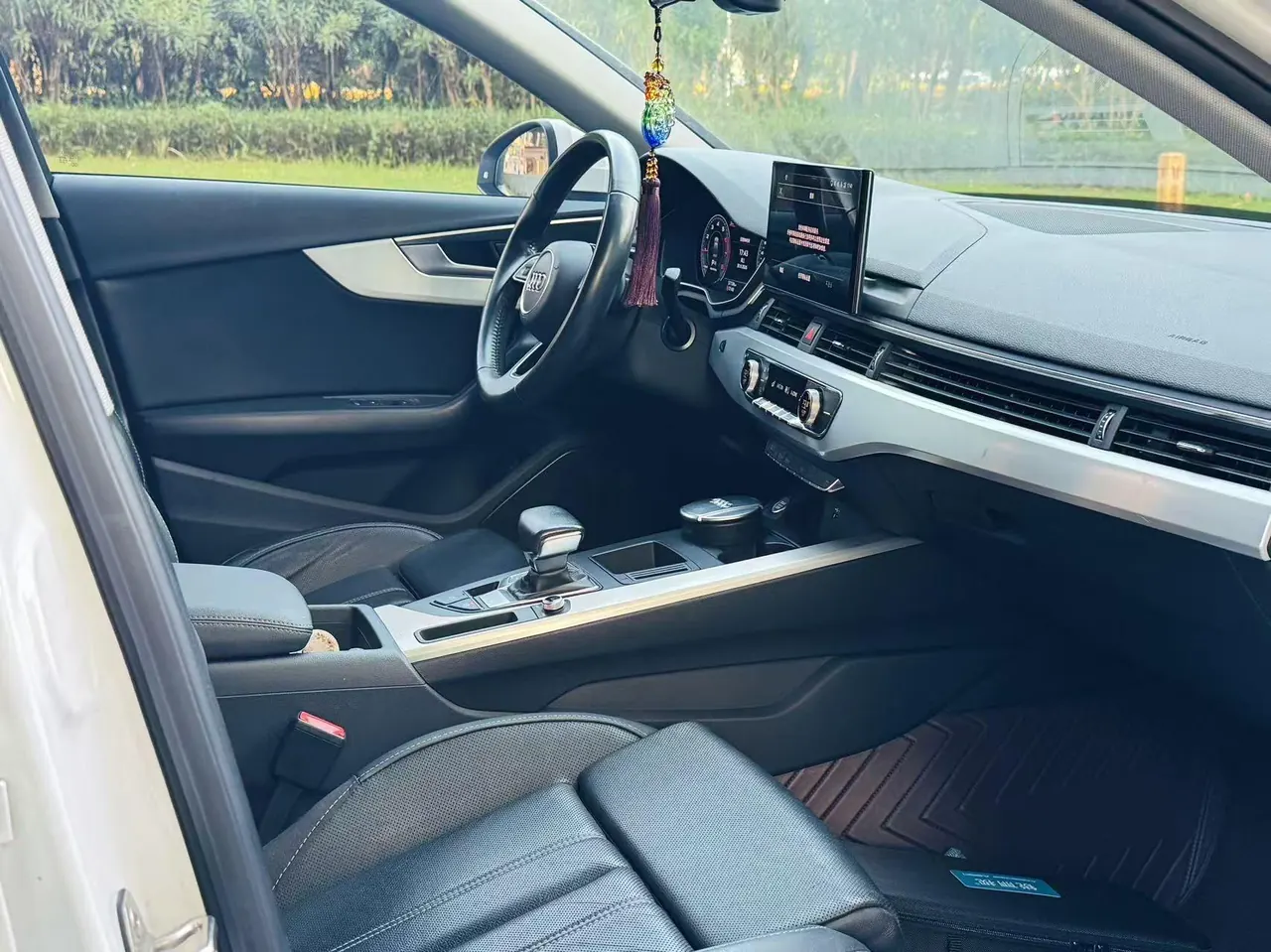 Audi 2020 A4L 2.0TFSI 40TFSI Fashion Dynamic Automatic 7