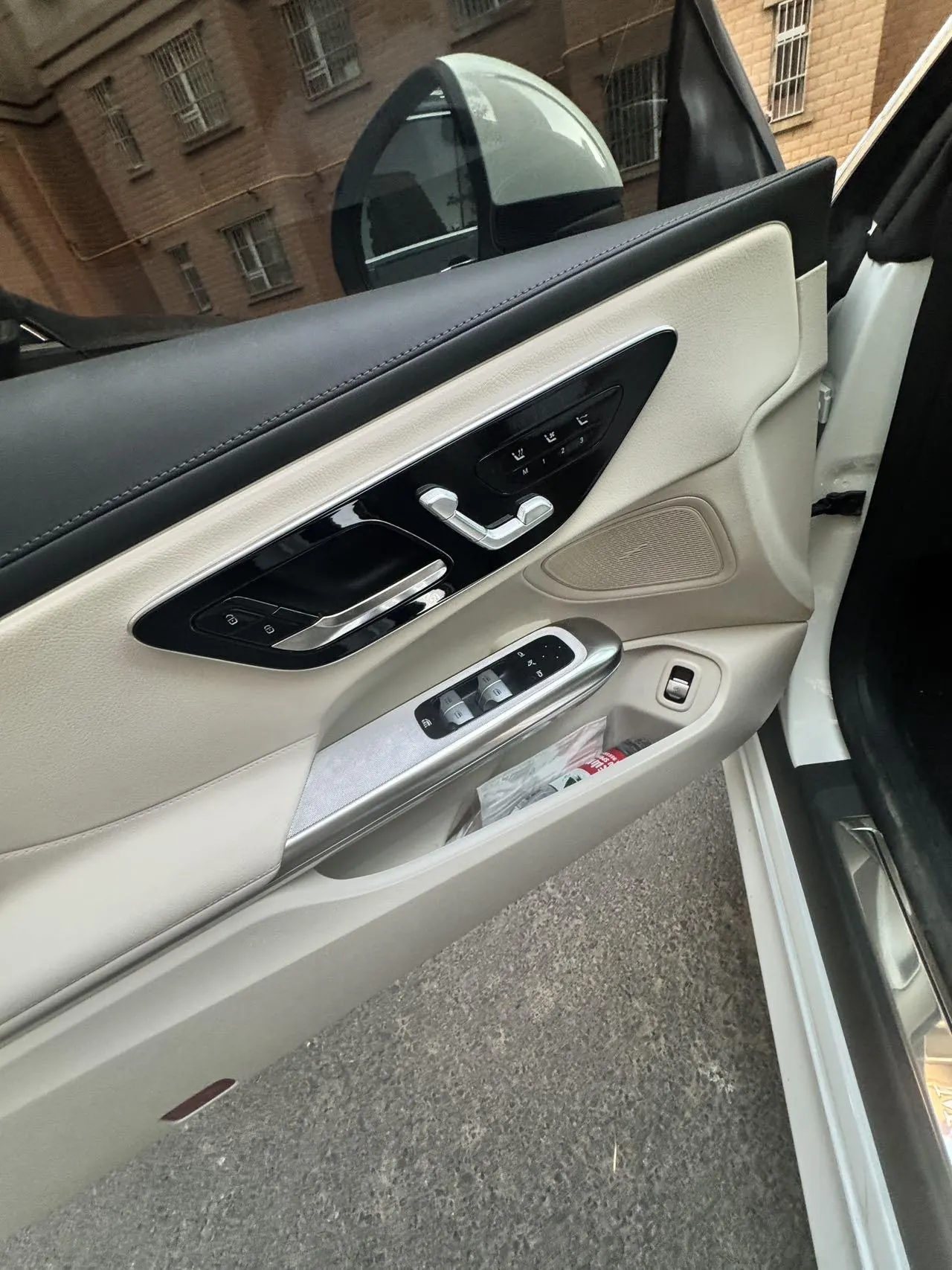 Mercedes Benz CLE (Imported) 2025 CLE 260 Cabriolet 48V 2.0T Automatic 5