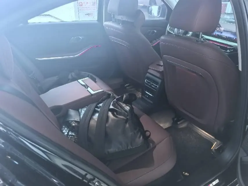 BMW 3 Series 2025 325Li 2.0T M Sports Suit Automatic Gear 5