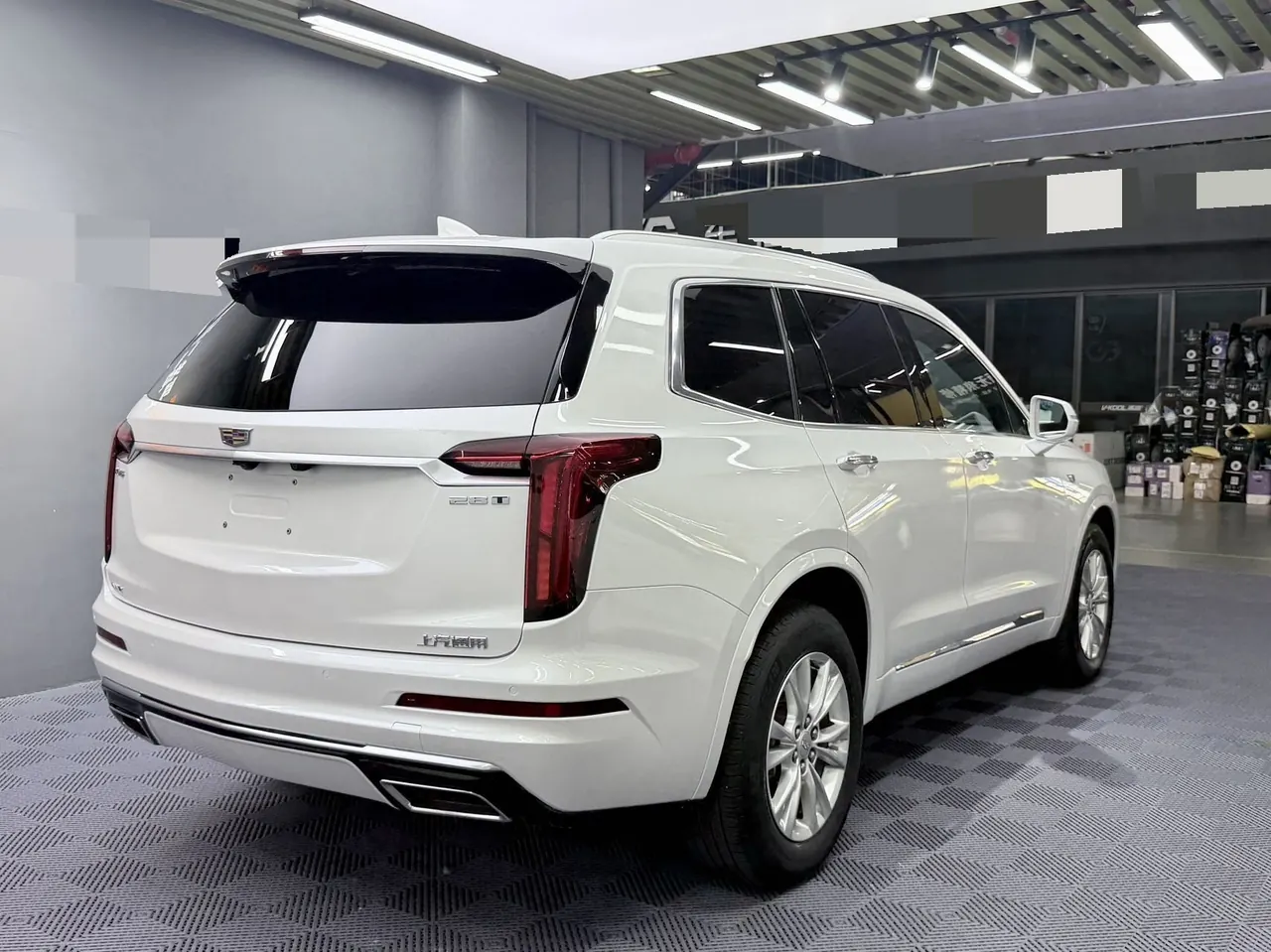 Cadillac 2021 XT6 2.0T 28T 6-seat four-wheel drive fashion automatic gear 13