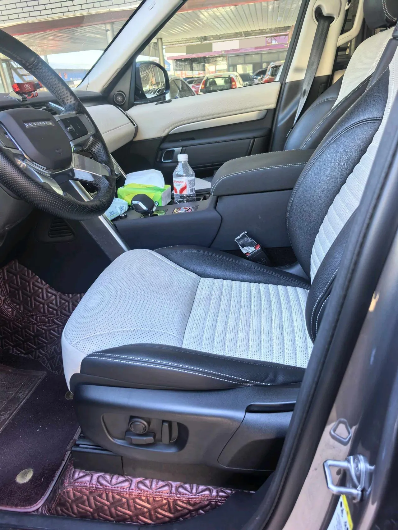 Land Rover found (imported) 2021 found 5 48V 3.0T 360PS R-Dynamic S automatic gear 2