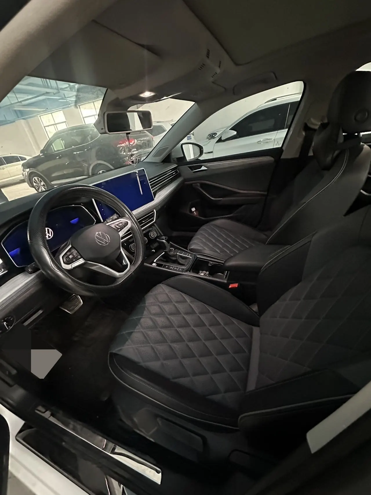 Volkswagen 2023 Sagitar 1.5TSI 300TSI Exceed Edition Automatic 3