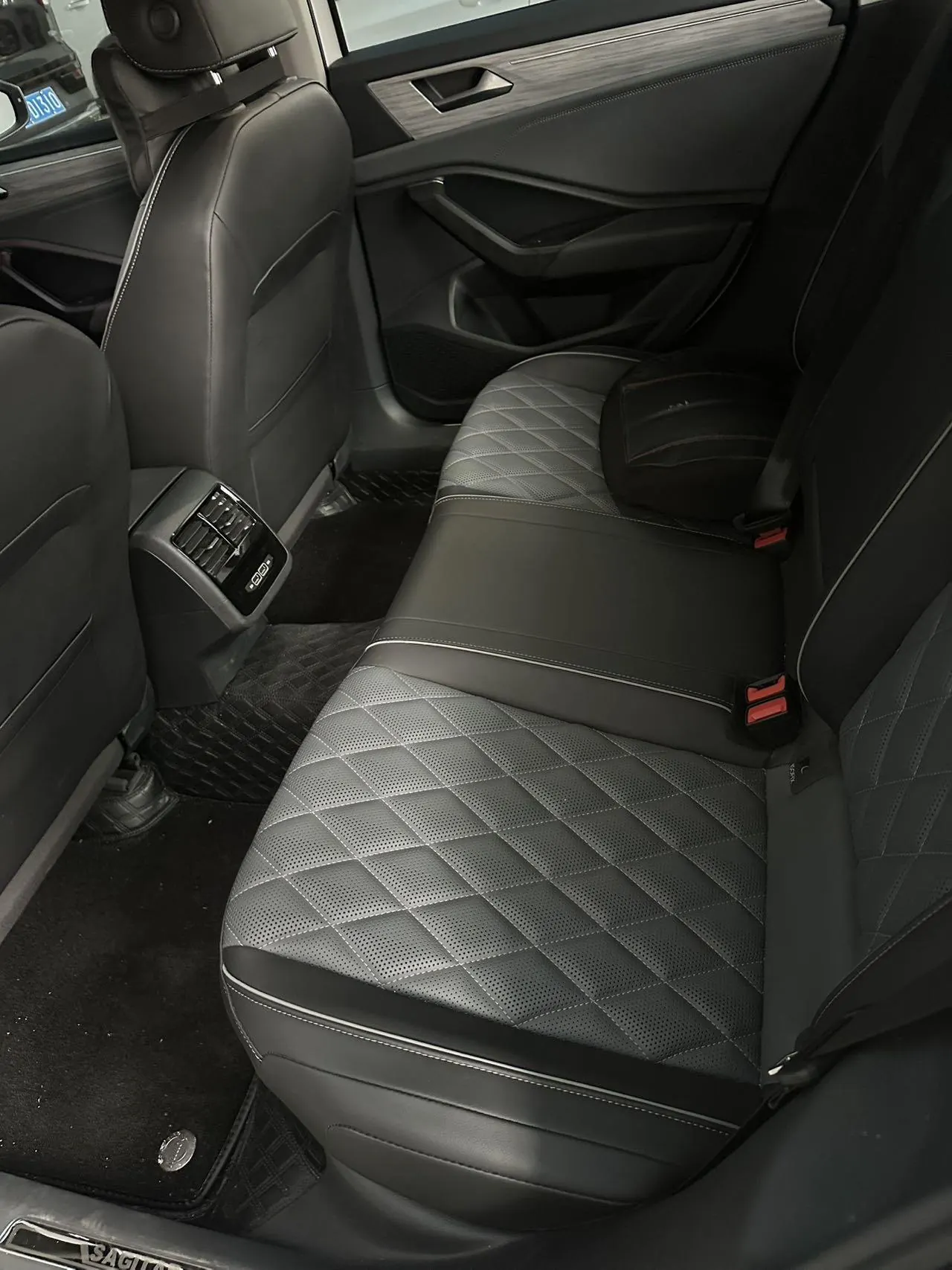 Volkswagen 2023 Sagitar 1.5TSI 300TSI Exceed Edition Automatic 4