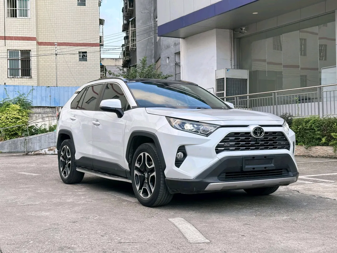 Toyota 2021 RAV4 Rongbo 2.0 Stepless Two-Drive Premium Edition Automatic Gear 12