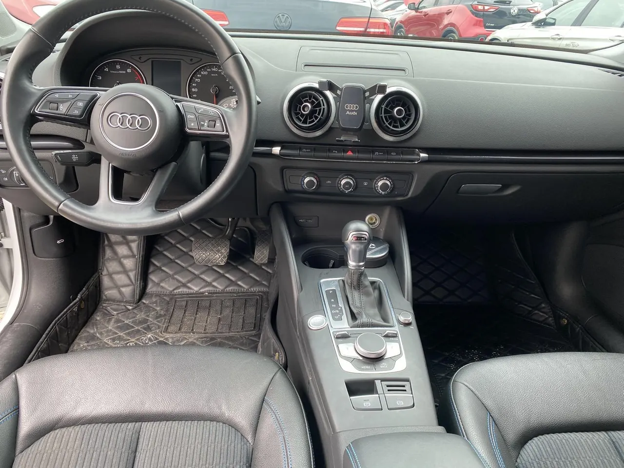 Audi 2020 A3 Limousine 1.4TFSI 35TFSI aggressive (modified) automatic gear 8