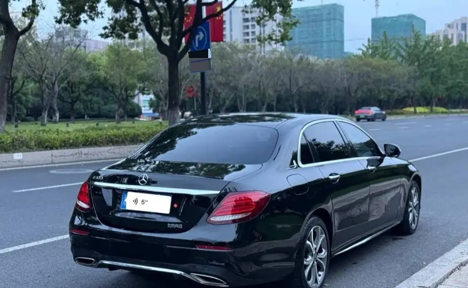 Mercedes Benz E-Class 2020 E 300 L 2.0T Sports Fashion Automatic Gear 7