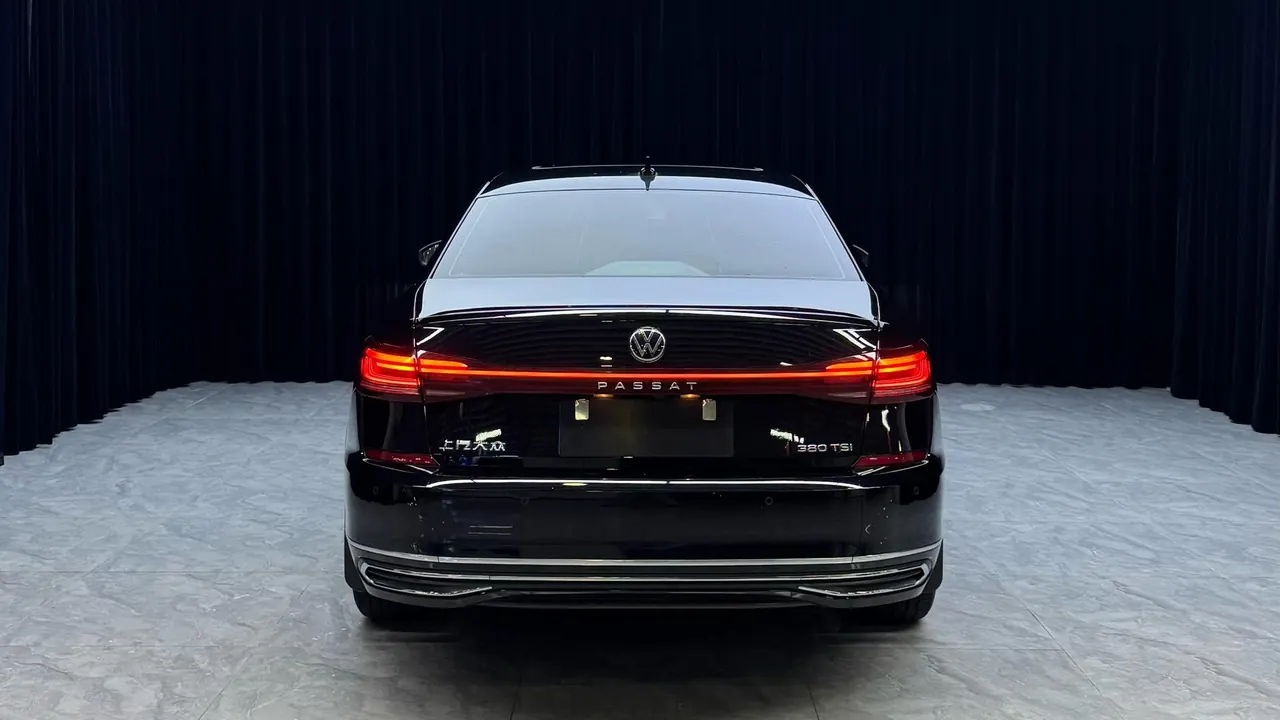 Volkswagen 2025 Passat 2.0TSI 380TSI Subut Longteng Edition Automatic Gear 5