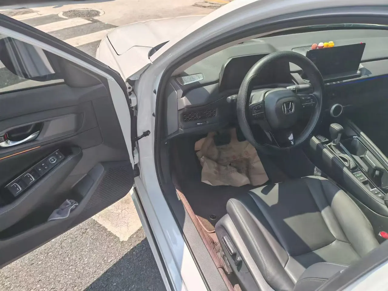 Honda 2025 11th Generation Accord 1.5T Stepless 260TURBO Deluxe Automatic Gear 5