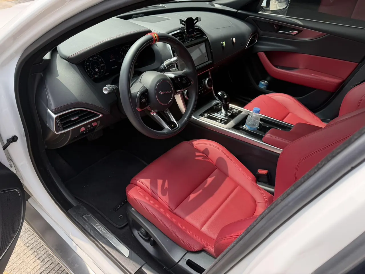 Jaguar 2021 XEL 2.0T 250PS R-DYNAMIC S Enterprising Sports Edition Automatic Gear 4