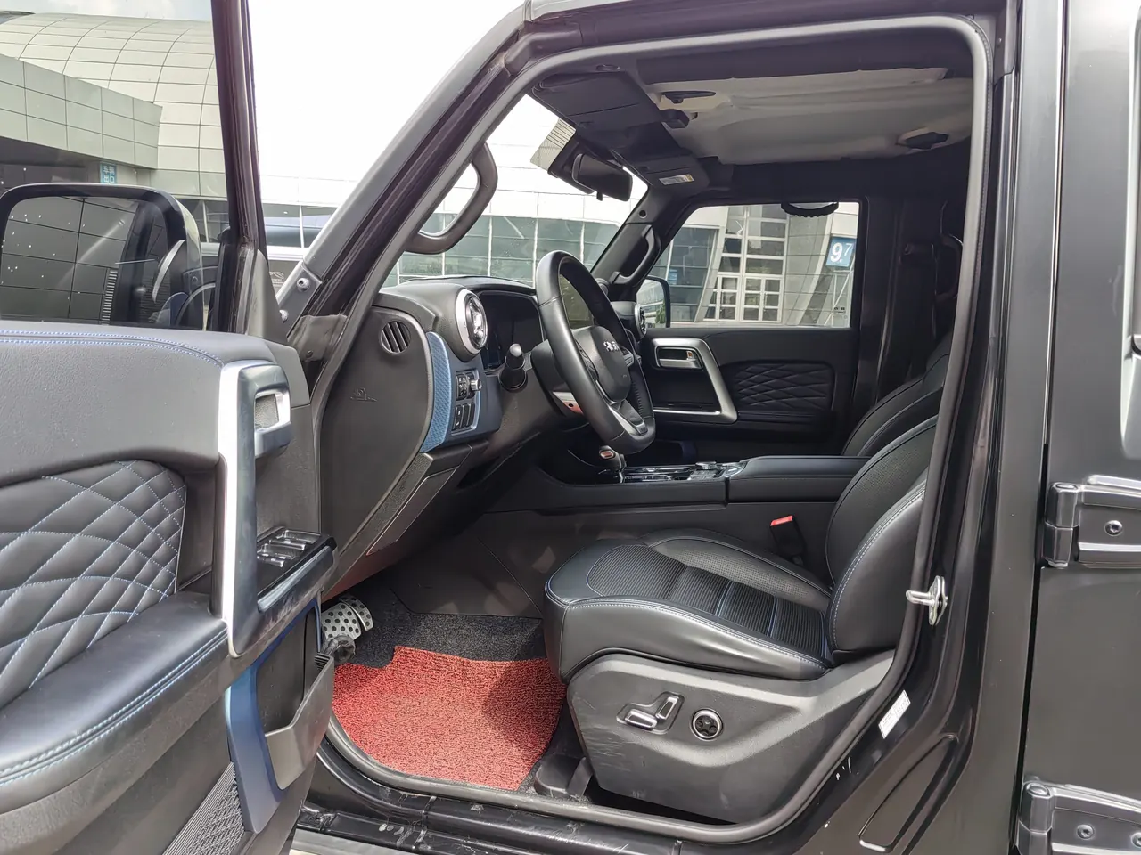 Beijing 2021 BJ40 2.3T Four-wheel Drive Blade Hero Edition Extreme Automatic Gear 4