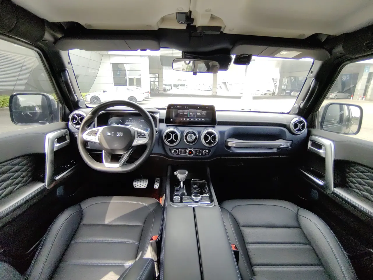 Beijing 2021 BJ40 2.3T Four-wheel Drive Blade Hero Edition Extreme Automatic Gear 7