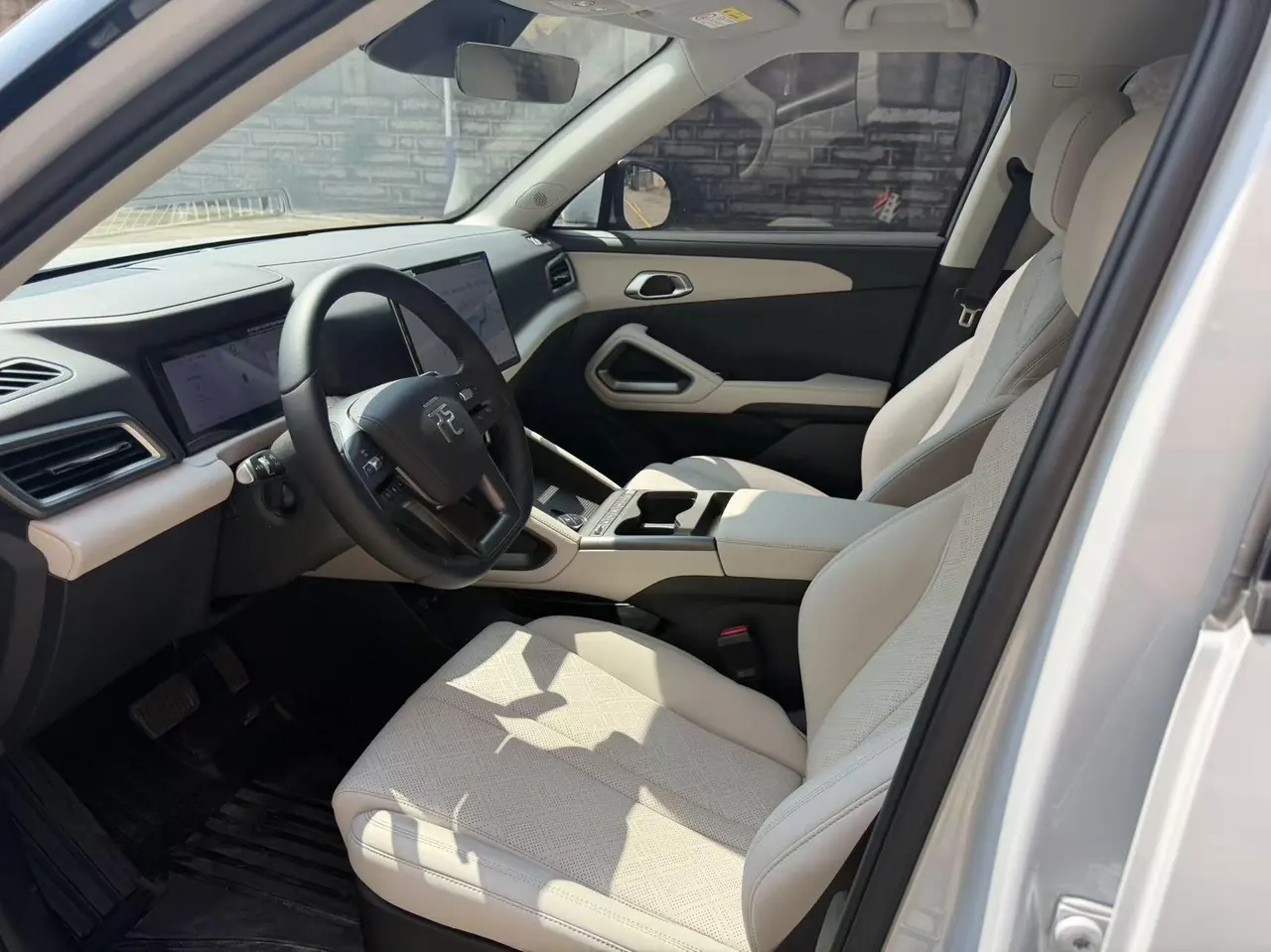 BYD 2025 Yuan UP Smart Driving 401KM Vital Automatic Gear 2