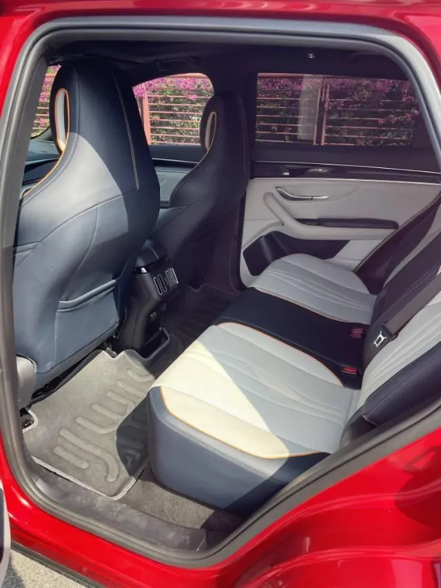 BYD Song PLUS New Energy 2021 Song PLUS DM-i 1.5 Stepless 51KM Honorable Automatic Gear 9