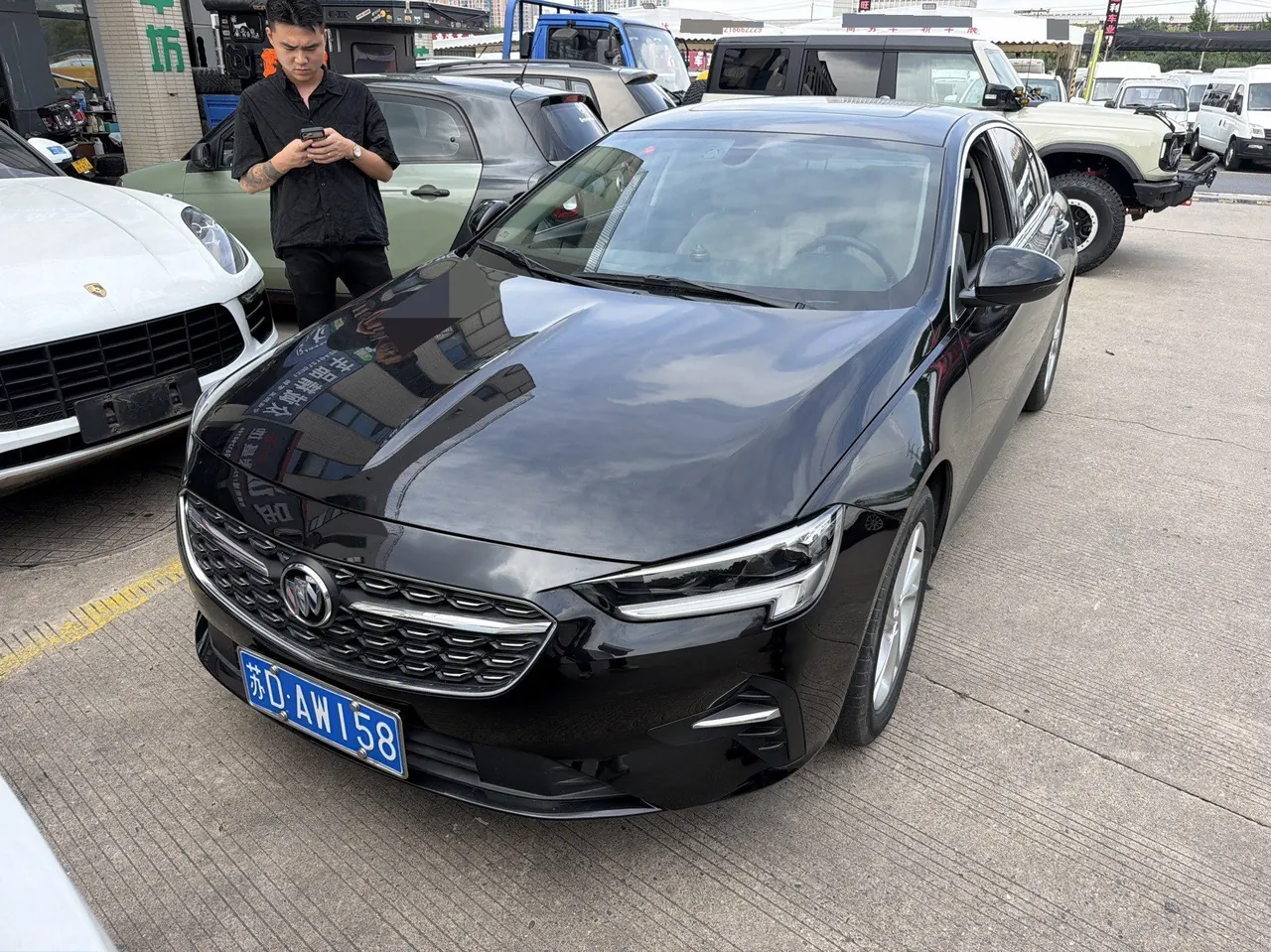 Open image lightbox: Buick 2020 Regal 1.5T 552T Elite Automatic Gear