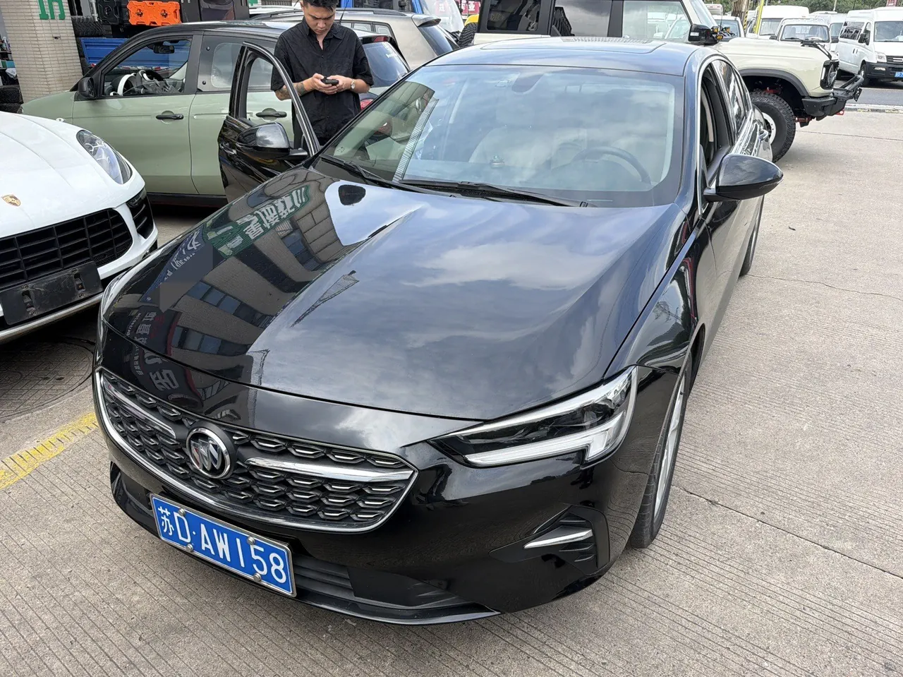 Buick 2020 Regal 1.5T 552T Elite Automatic Gear 5