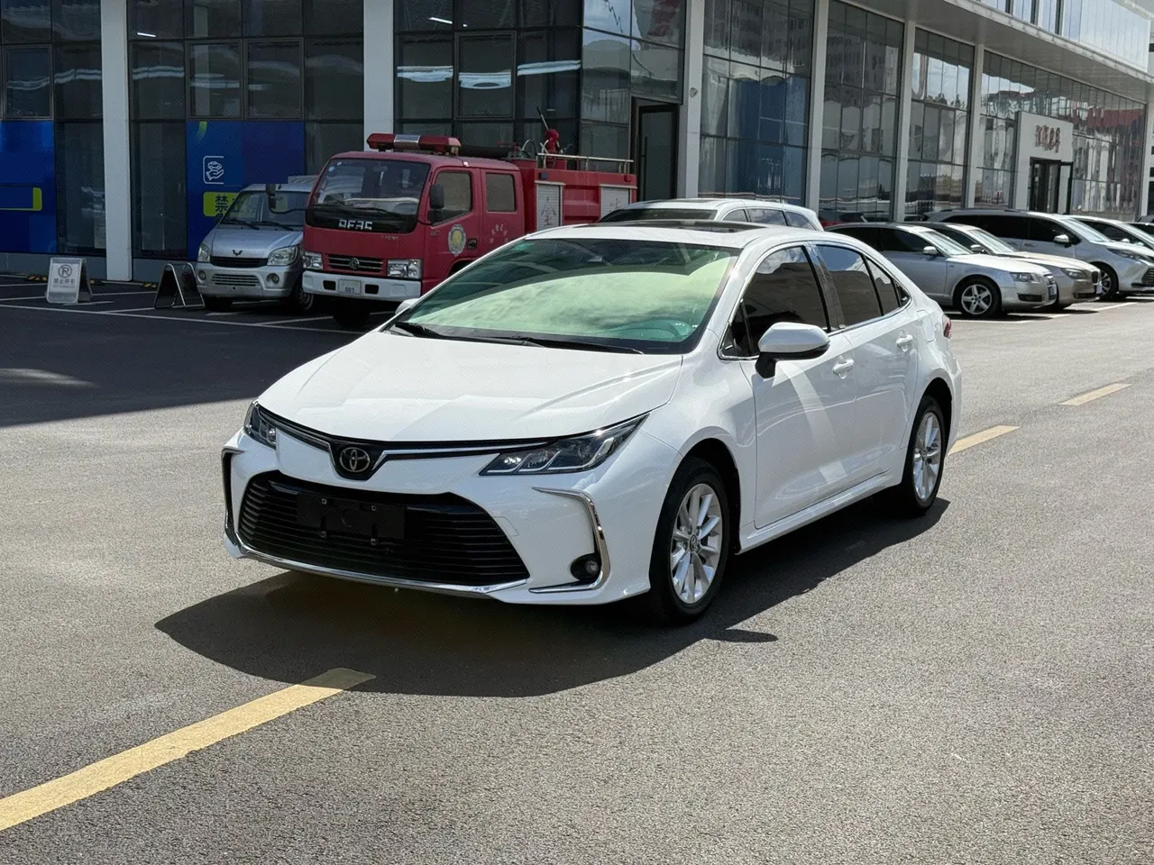 Open image lightbox: Toyota 2021 corolla 1.2T stepless elite PLUS version of automatic gear