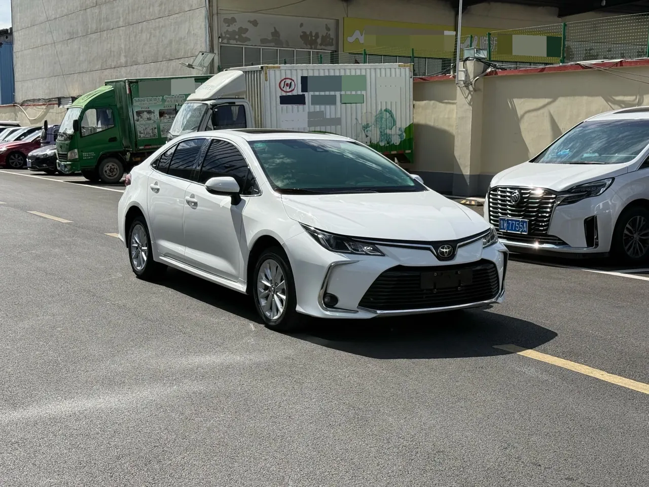 Toyota 2021 corolla 1.2T stepless elite PLUS version of automatic gear 2