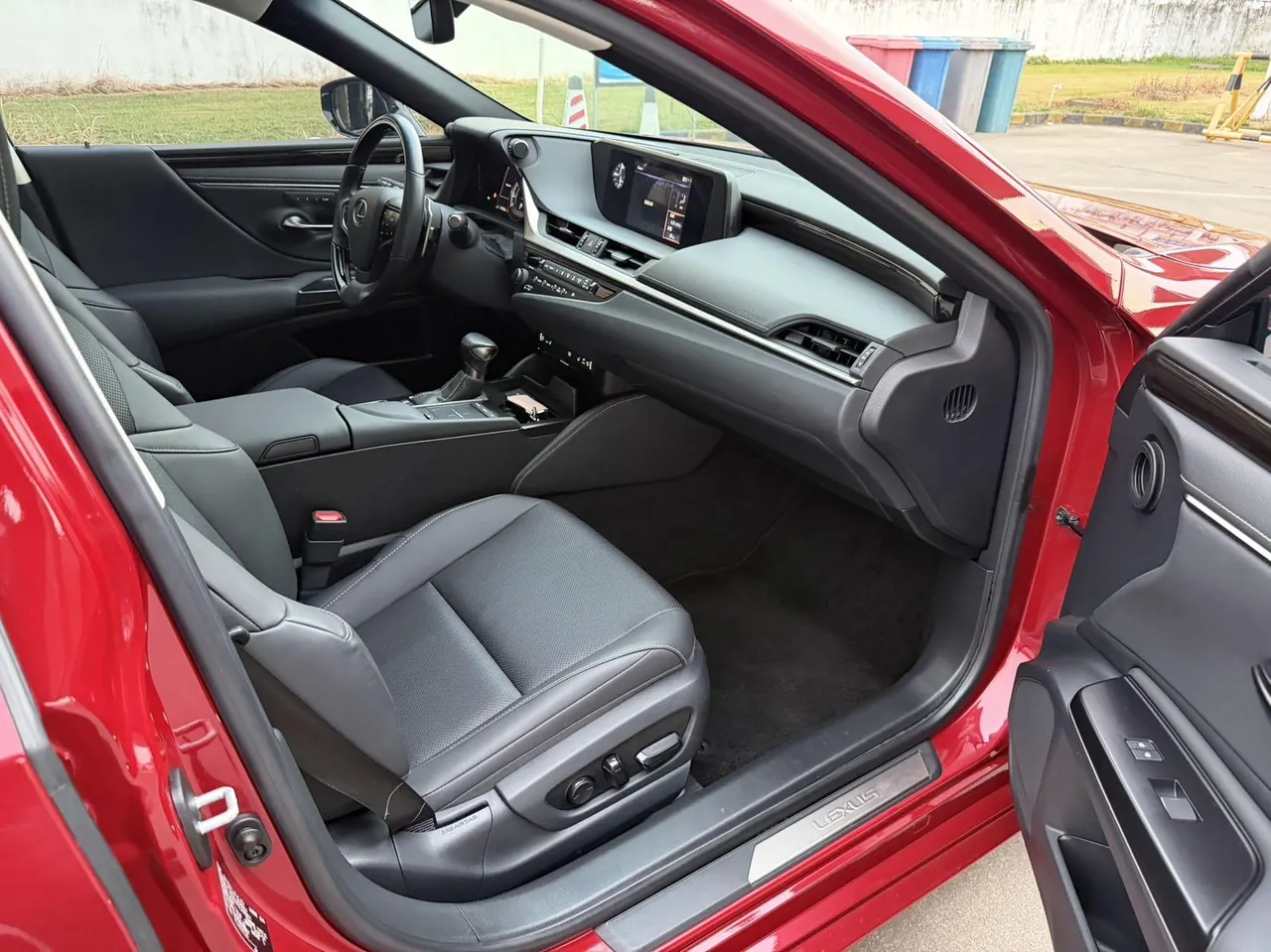 Lexus ES (Imported) 2020 ES200 2.0 Stepless Deluxe Edition Automatic Gear 6