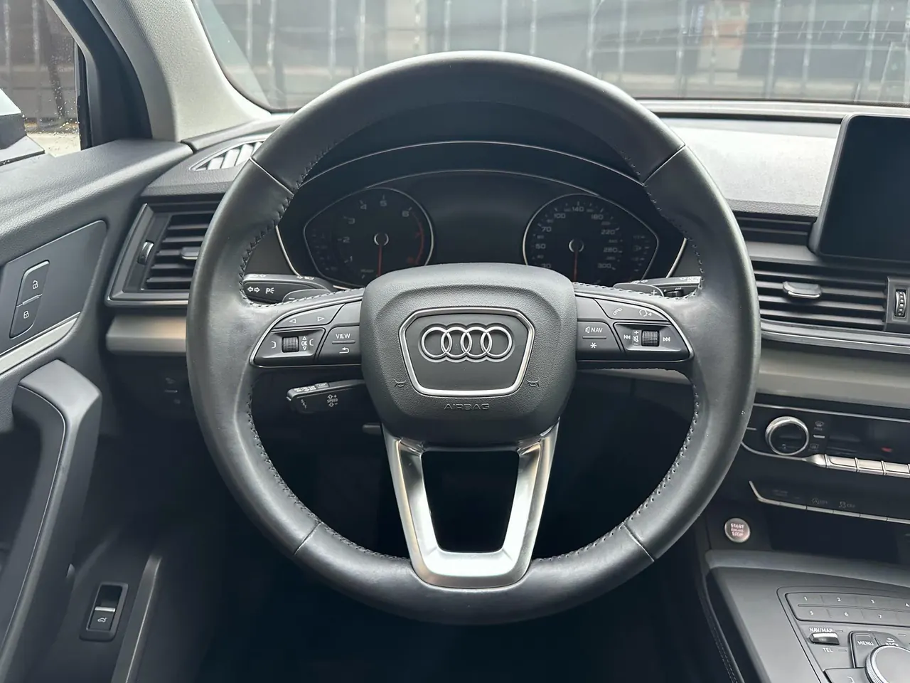 Audi 2020 Q5L 2.0TFSI 40TFSI enjoy enterprising (facelift) automatic gear 6