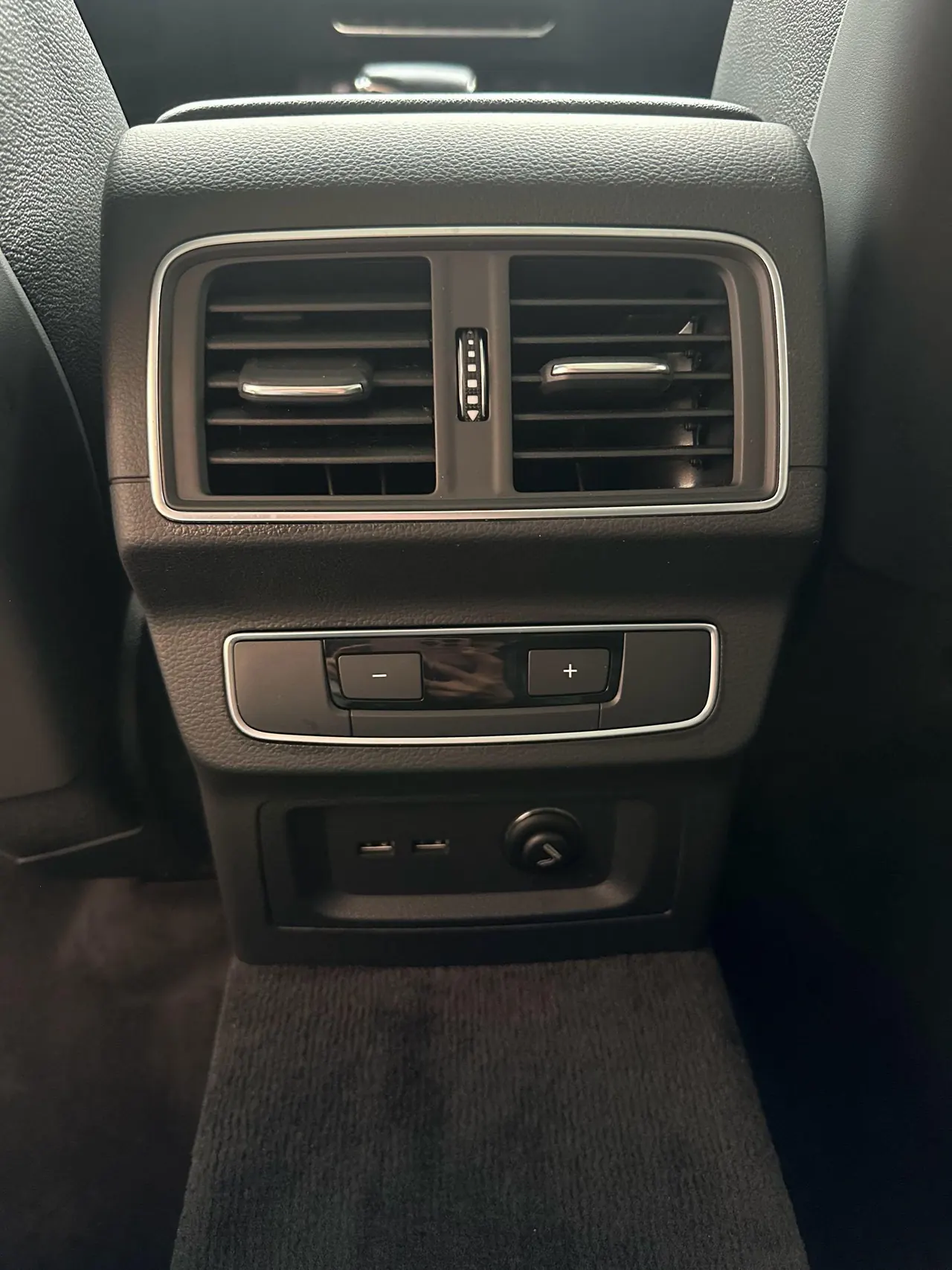 Audi 2020 Q5L 2.0TFSI 40TFSI enjoy enterprising (facelift) automatic gear 9