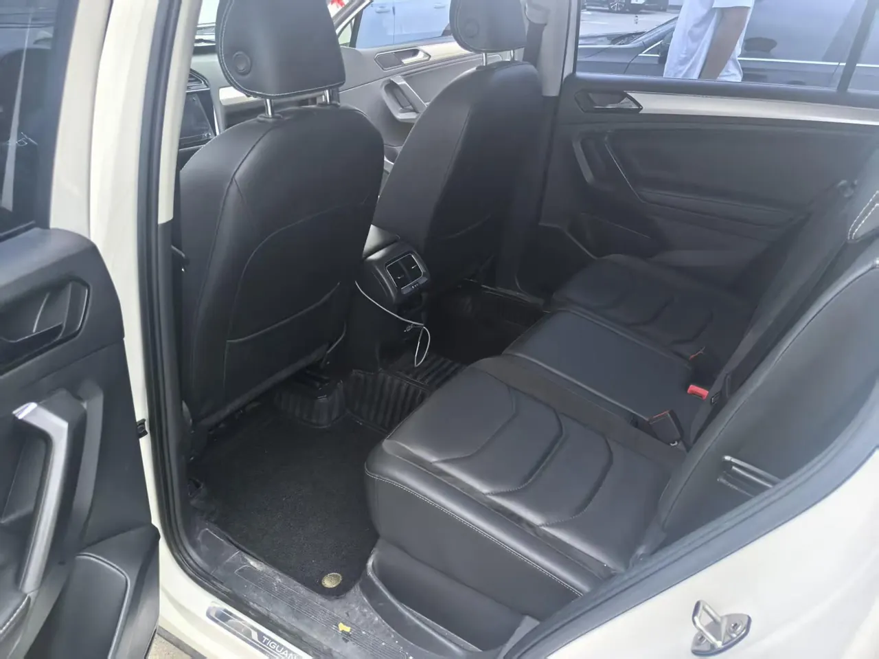 Volkswagen 2021 Tiguan L 2.0TSI 330TSI Two-Drive Smart Edition Automatic Gear 4