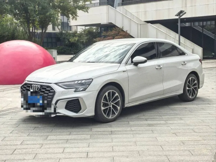 Open image lightbox: Audi 2021 A3L Limousine 1.4TFSI 35TFSI Aggressive Sports Automatic
