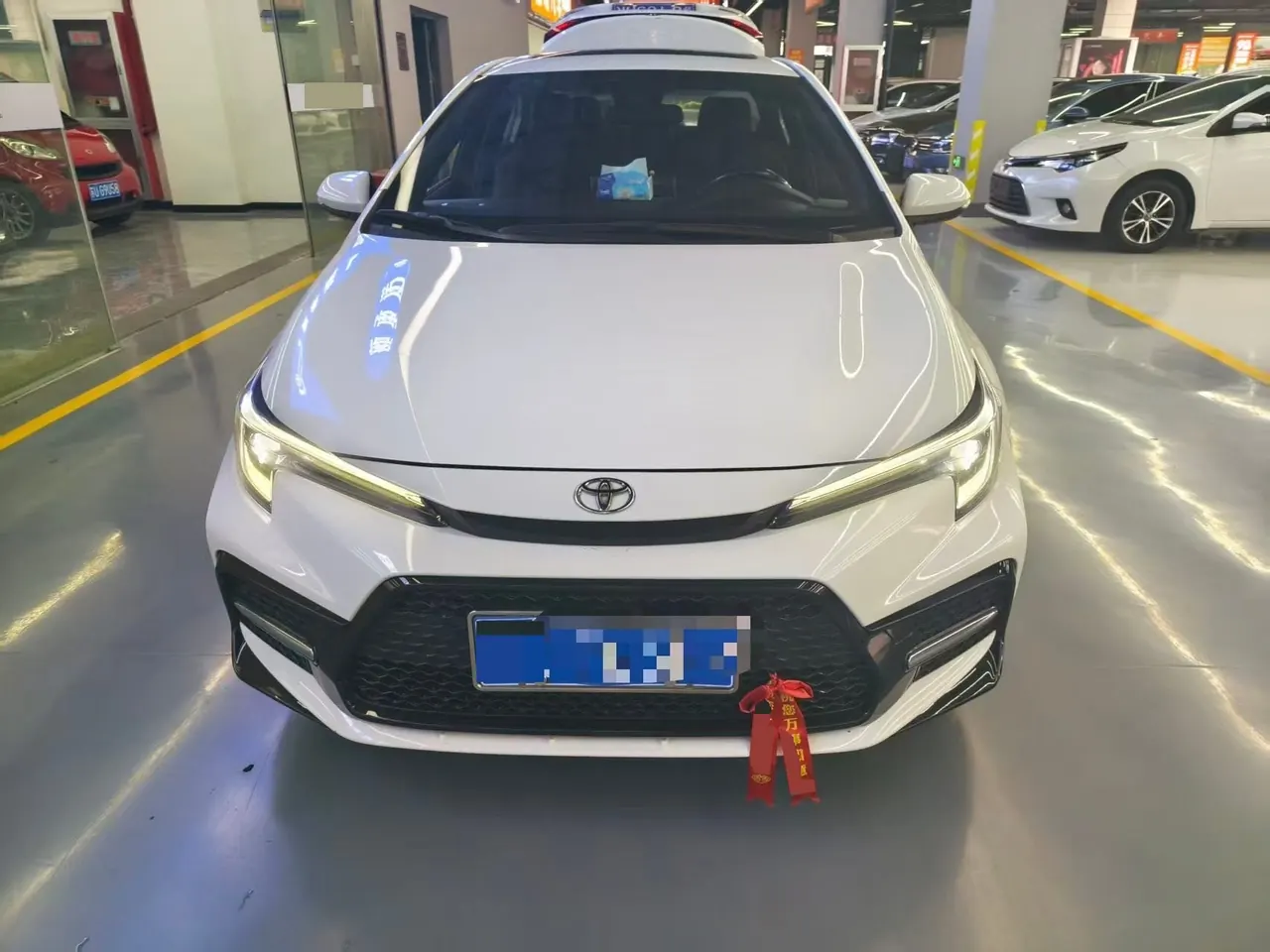 Toyota 2023 Lei Ling 1.2T Stepless 185T Sports Edition Automatic Gear 2