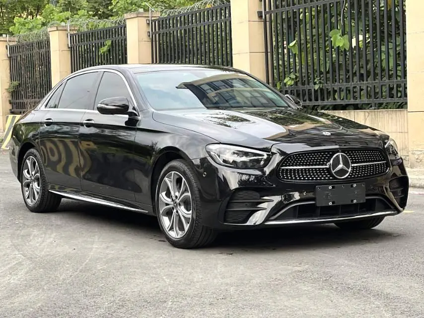 Mercedes Benz E-Class 2023 E 300 L 2.0T Sports Fashion Automatic Gear 4