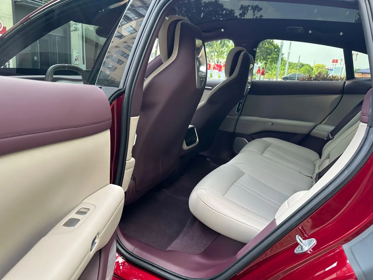 MI 2026 YU7 Standard Edition Automatic Gear 2
