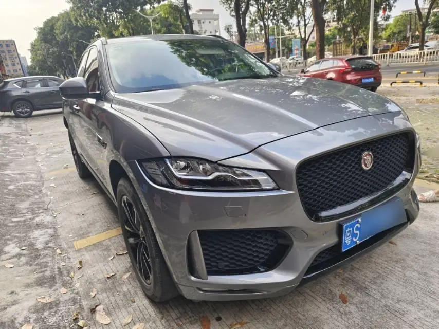 Jaguar F-PACE (Imported) 2020 F-PACE 2.0T Flag Edition Automatic Gear 3