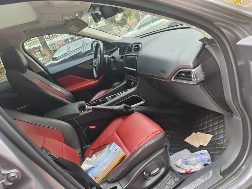 Jaguar F-PACE (Imported) 2020 F-PACE 2.0T Flag Edition Automatic Gear 4