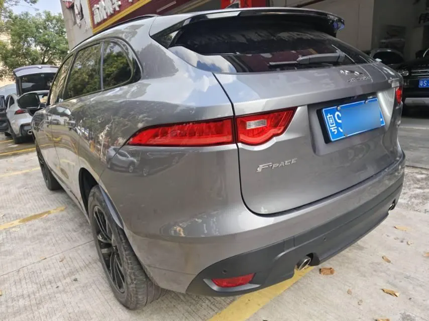 Jaguar F-PACE (Imported) 2020 F-PACE 2.0T Flag Edition Automatic Gear 7