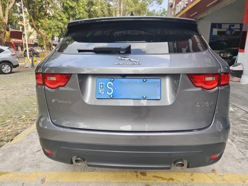 Jaguar F-PACE (Imported) 2020 F-PACE 2.0T Flag Edition Automatic Gear 8
