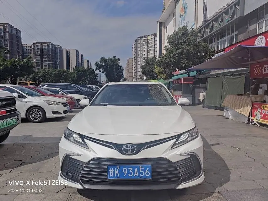 Toyota 2021 Camry 2.0G Stepless Deluxe Edition Automatic Gear 2