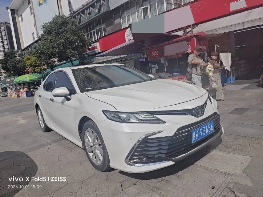 Toyota 2021 Camry 2.0G Stepless Deluxe Edition Automatic Gear 3