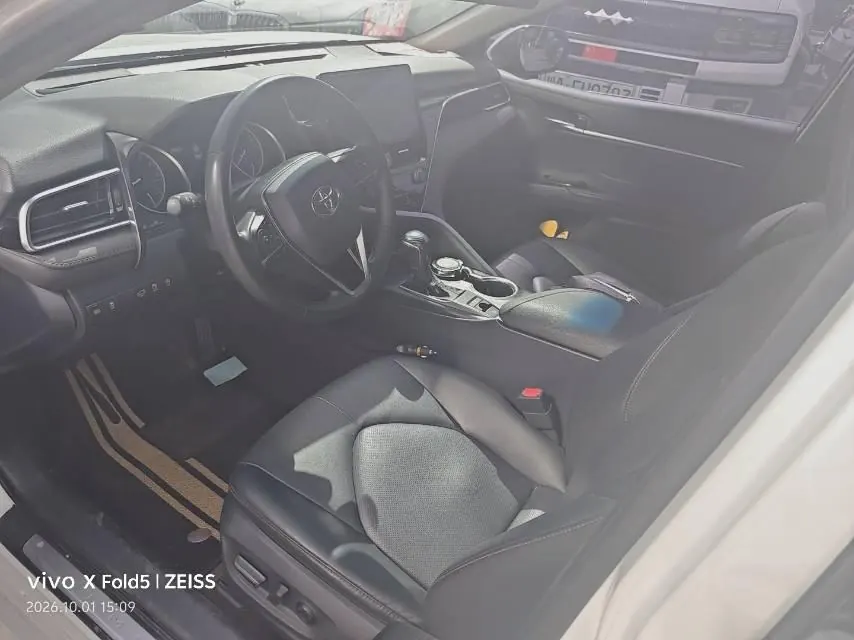 Toyota 2021 Camry 2.0G Stepless Deluxe Edition Automatic Gear 7