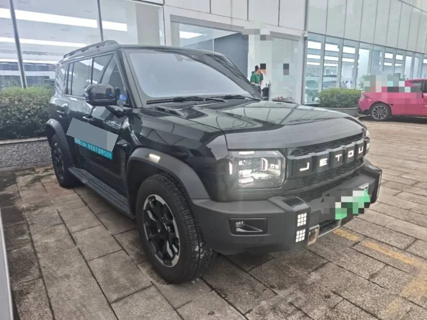 Jetour 2026 Traveler C- DM 1.5T 211km XWD Huawei Gankun Zhijia Automatic Transmission 2