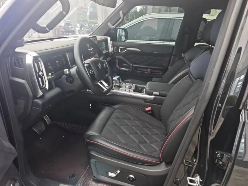 Jetour 2026 Traveler C- DM 1.5T 211km XWD Huawei Gankun Zhijia Automatic Transmission 7