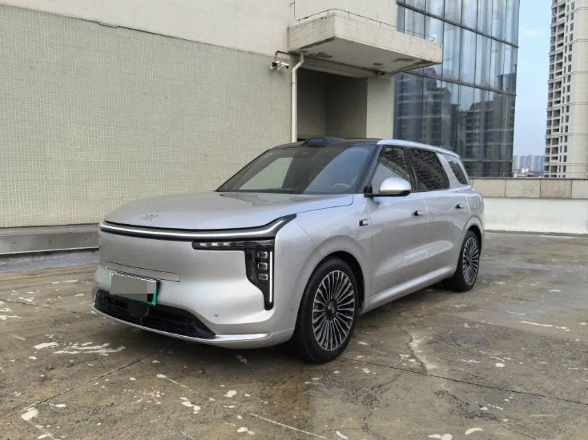 Открыть галерею: IM 2026 IM LS8 52 Max Luxury Six-seat Automatic Gear