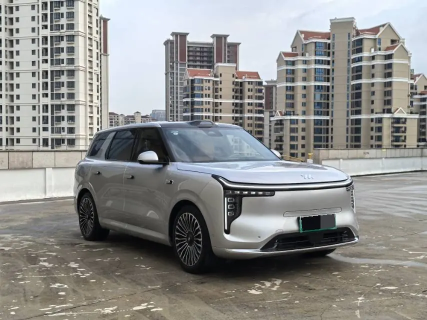 IM 2026 IM LS8 52 Max Luxury Six-seat Automatic Gear 3