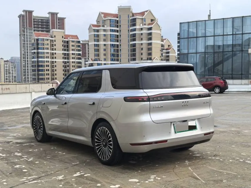 IM 2026 IM LS8 52 Max Luxury Six-seat Automatic Gear 7