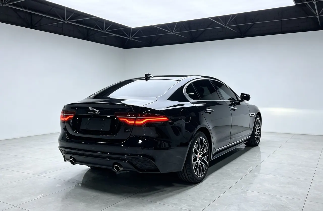 Jaguar 2020 XEL 2.0T 200PS R-DYNAMIC S Enterprising Sports Edition Automatic Gear 4
