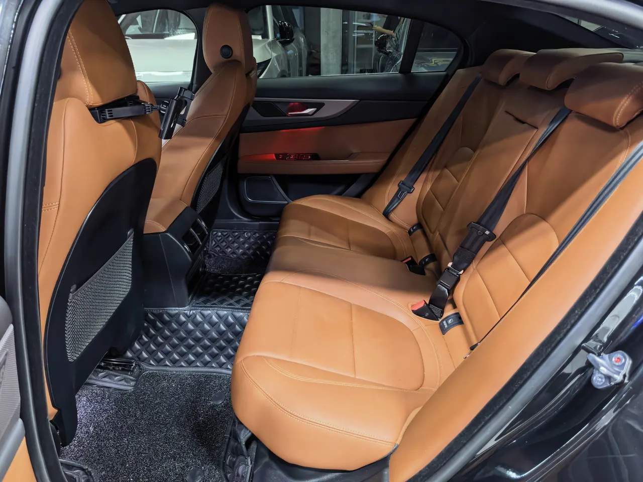 Jaguar 2020 XEL 2.0T 200PS R-DYNAMIC S Enterprising Sports Edition Automatic Gear 7