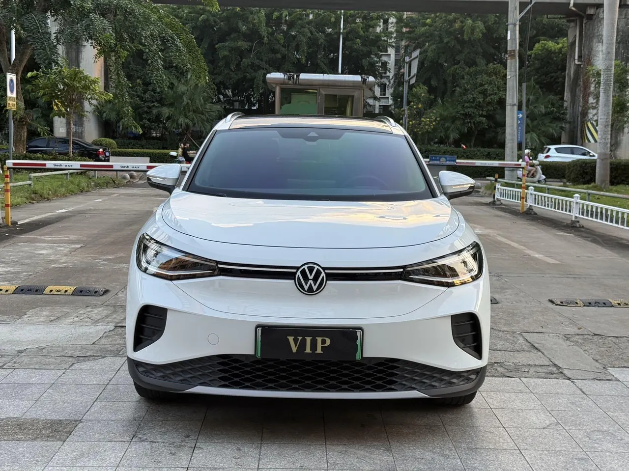 Volkswagen 2026 ID. 4 CROZZ Exclusive PURE Automatic 3