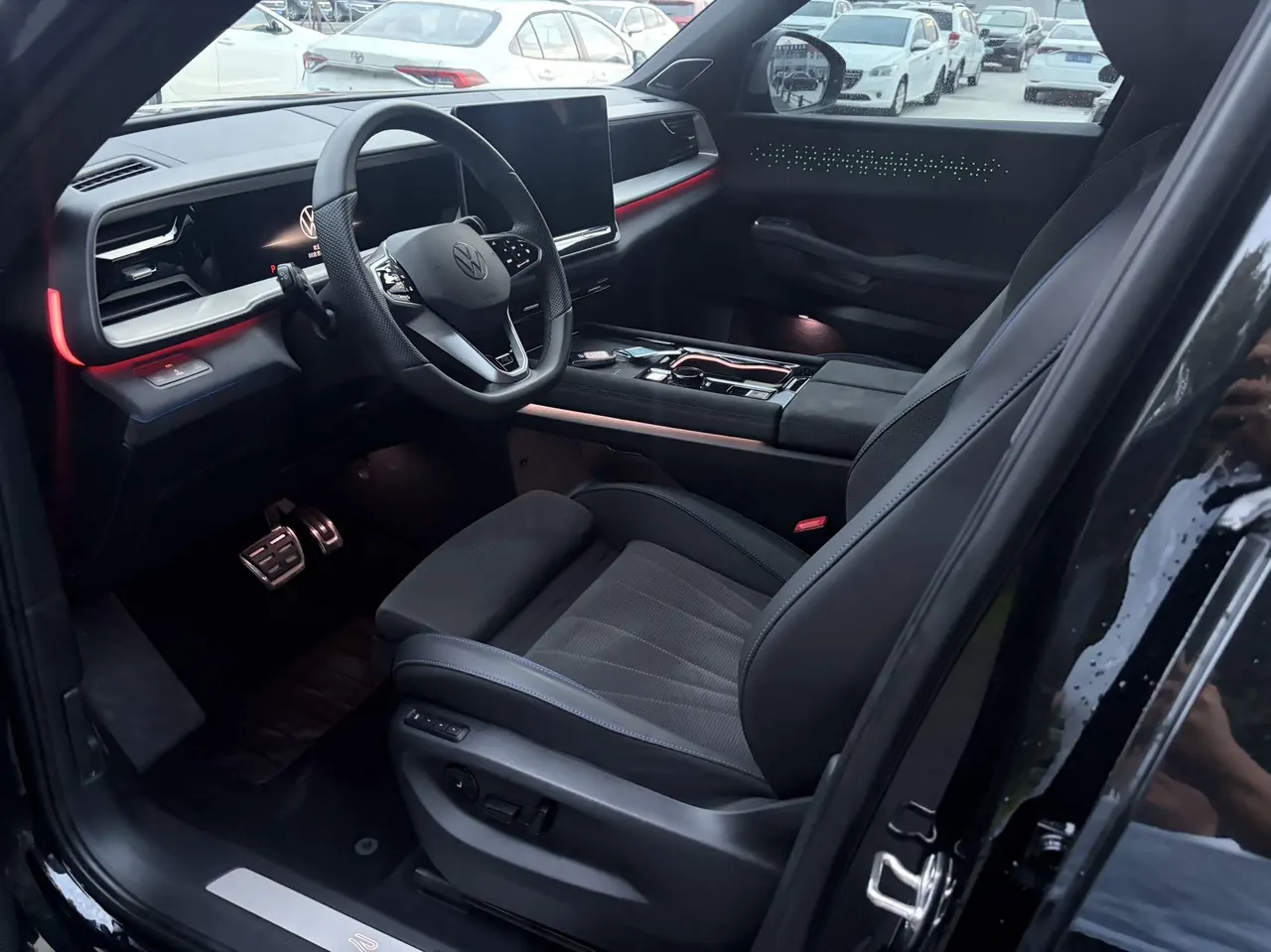 Volkswagen 2026 Tuang Pro 2.0TSI 450TSI Four-wheel Drive Peak Edition Automatic Gear 3