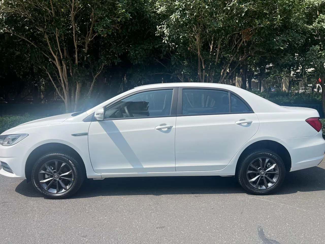 BYD Qin EV 2021 Qin EV Standard Edition Automatic Gear 2