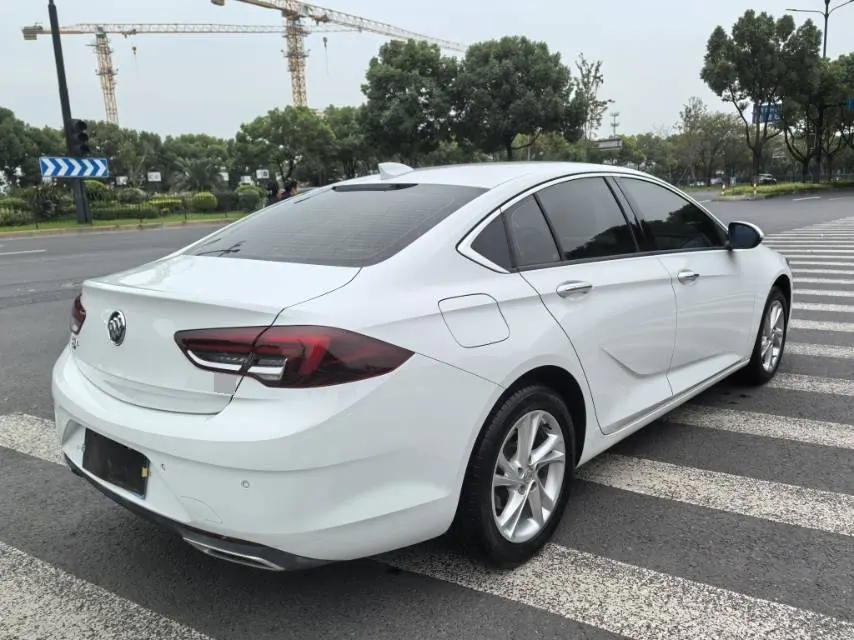 Buick 2020 Regal 1.5T 552T Elite Automatic Gear 10