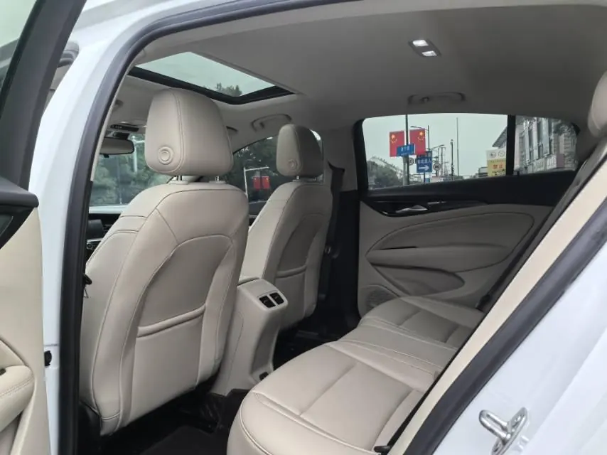 Buick 2020 Regal 1.5T 552T Elite Automatic Gear 7